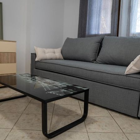 Sea View Apartment Grek Nea 2 Néa Róda Kültér fotó