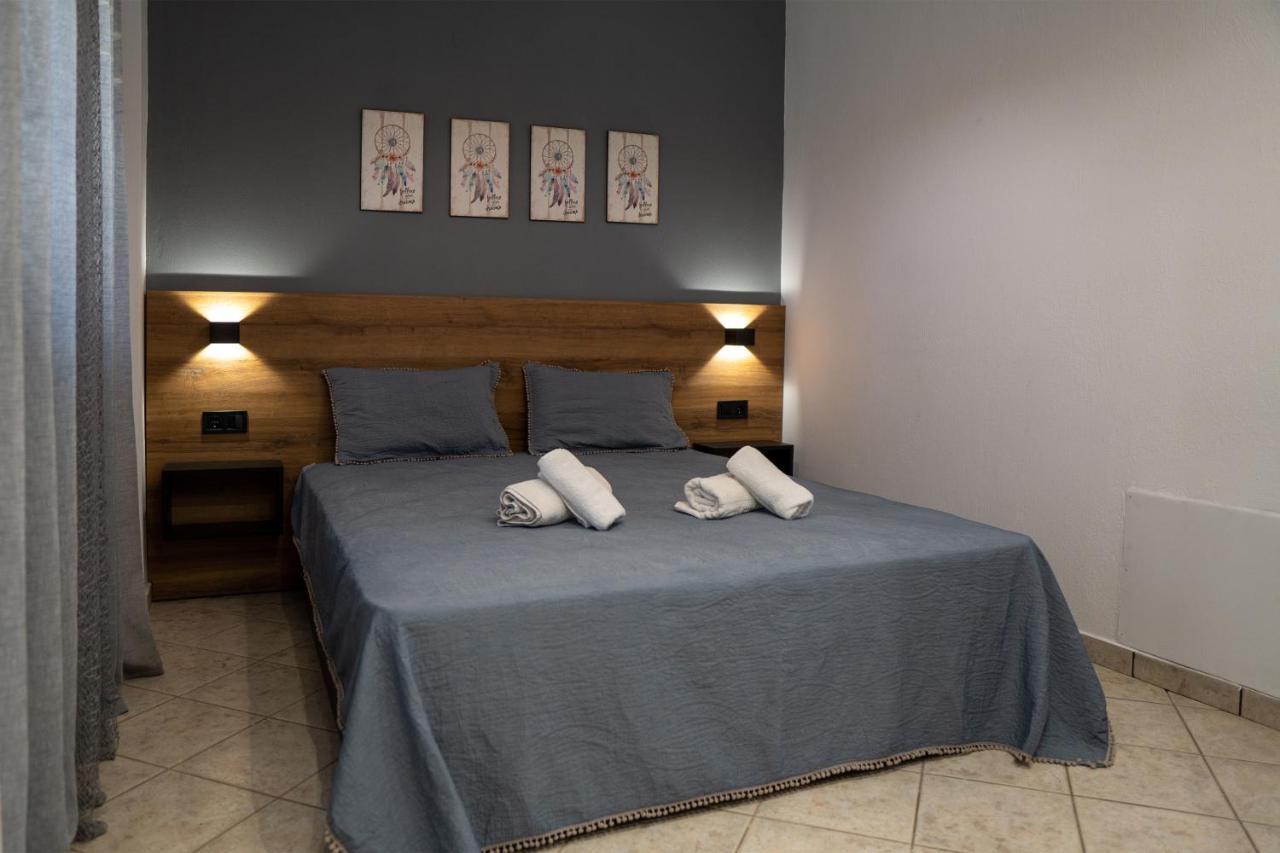 Sea View Apartment Grek Nea 2 Néa Róda Kültér fotó