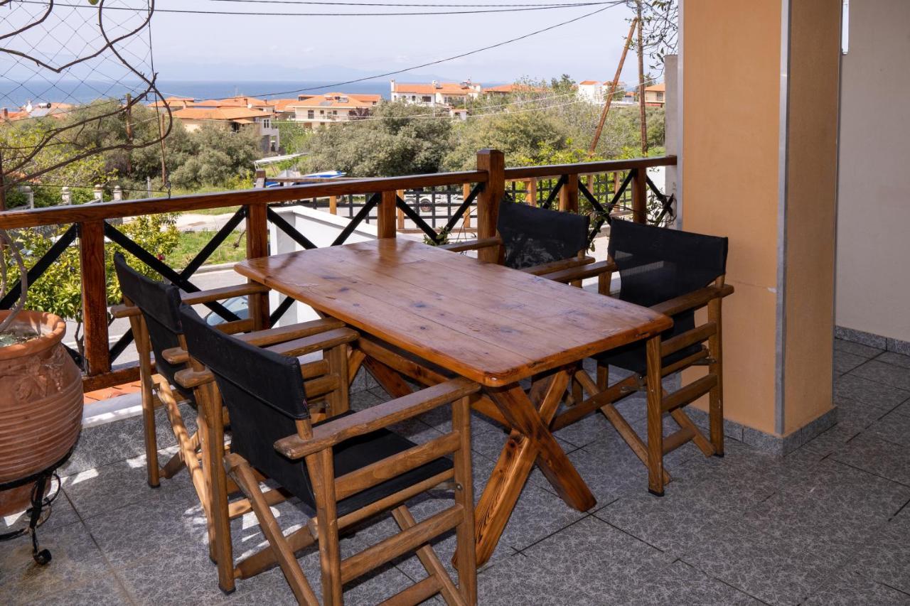 Sea View Apartment Grek Nea 2 Néa Róda Kültér fotó